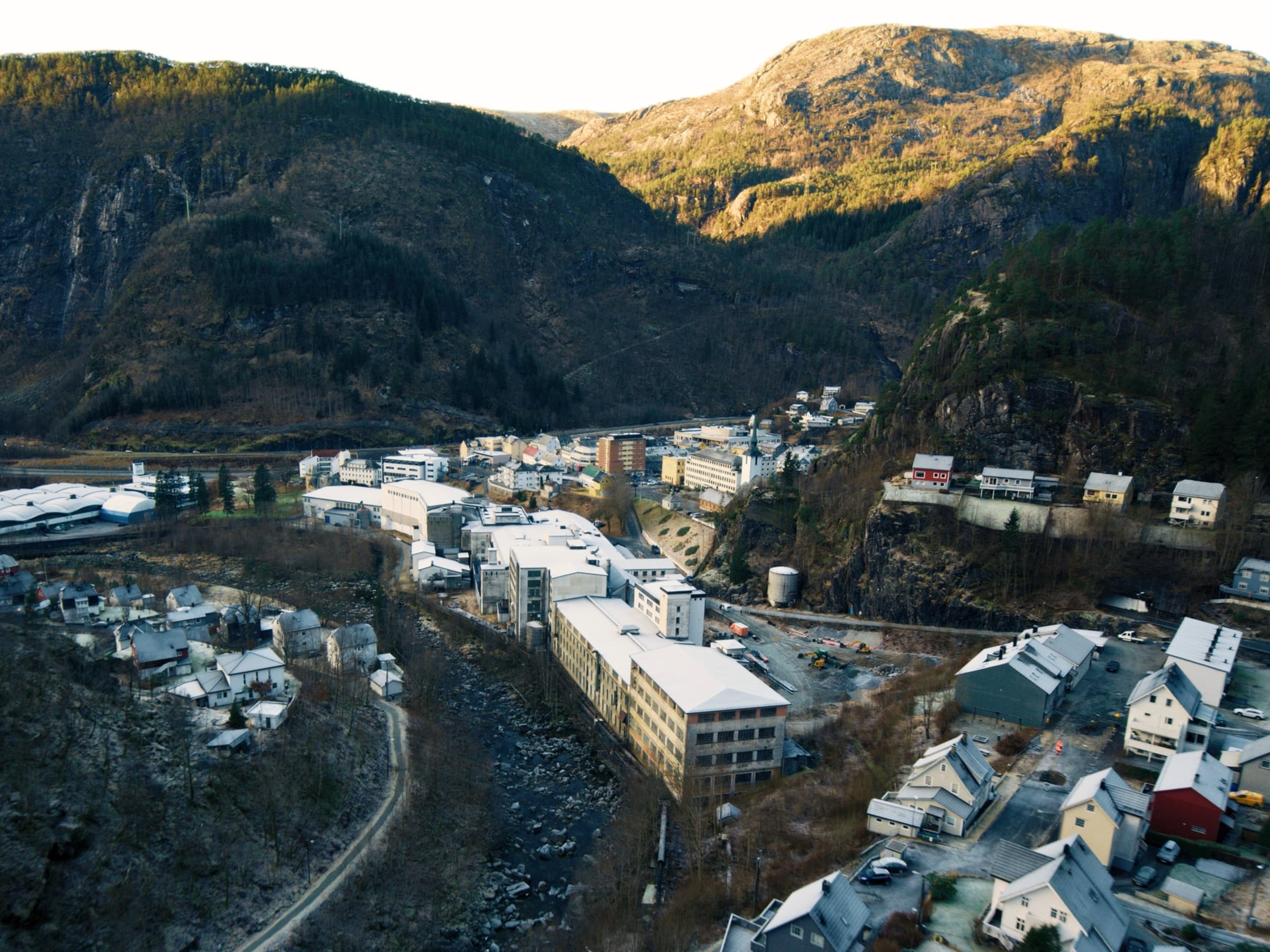 The former factory buildings in Dale, along the river in the valley